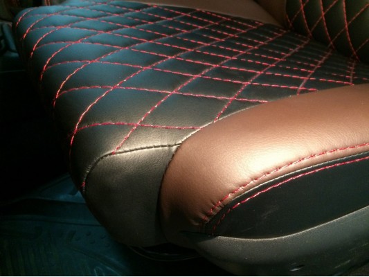 Авточехлы на Lada Granta Sport