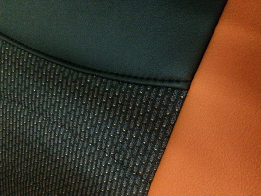 Авточехлы на Lada Kalina 2 Авточехлы на Lada Kalina 2