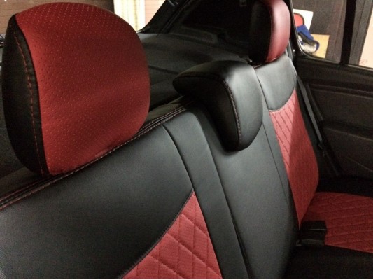 Авточехлы на Renault Sandero Stepway