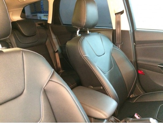 Каркасные авточехлы на Ford Focus 3 рестайлинг Каркасные авточехлы на Ford Focus 3 рестайлинг